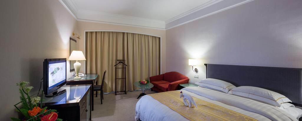 Golden Gulf Jasper Hotel Shantou Exterior photo