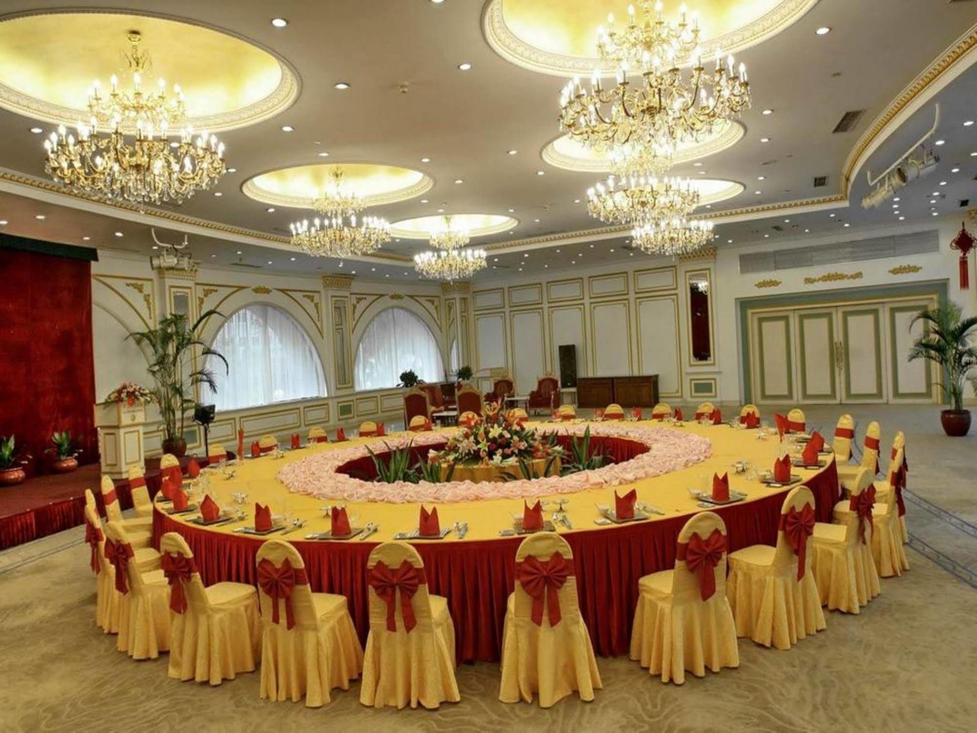 Golden Gulf Jasper Hotel Shantou Exterior photo
